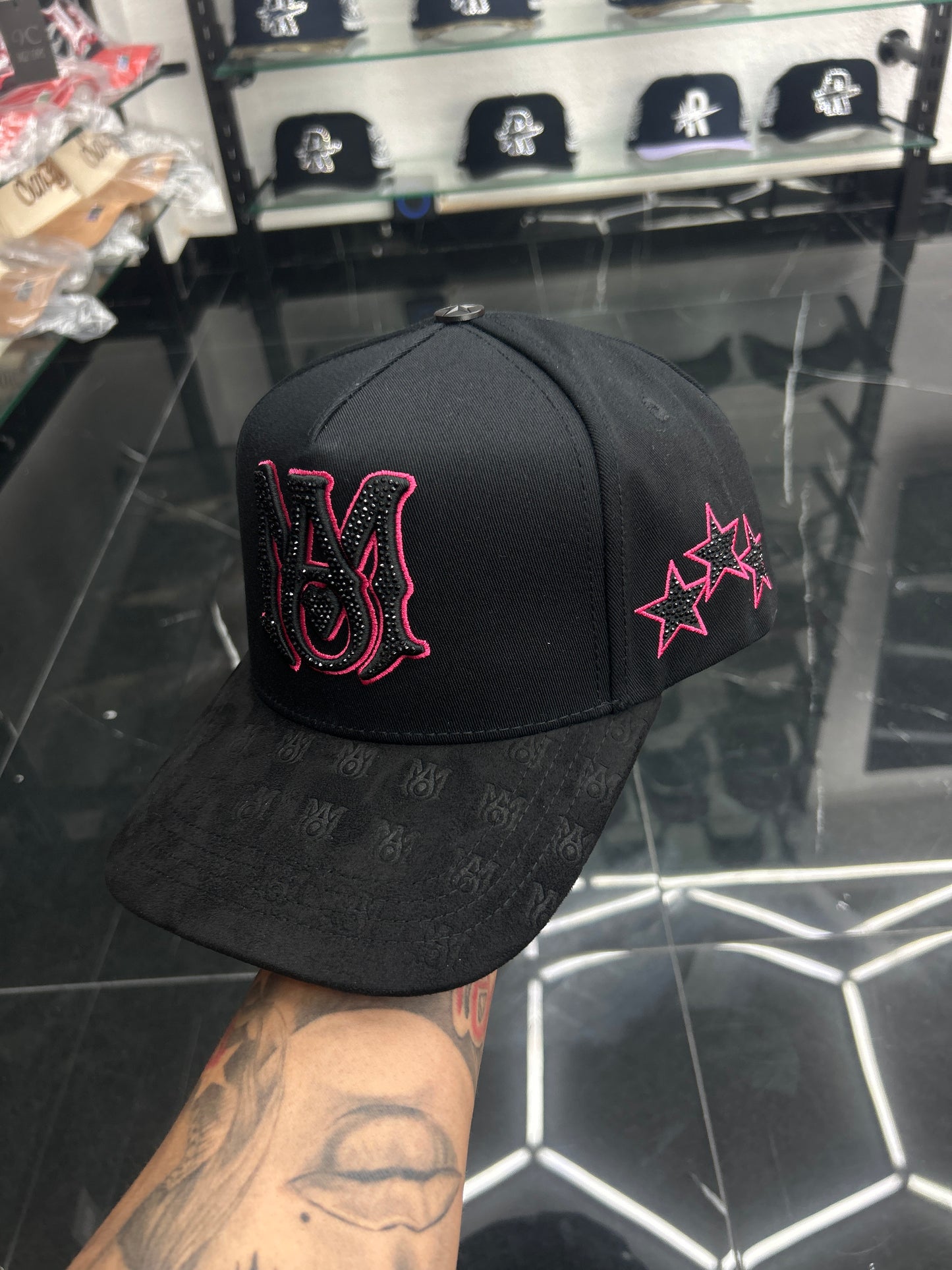 CAPS Bigg Boss (CUSTOM PINK)