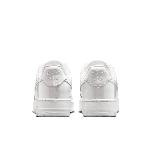 NIKE AIR FORCE 1 '07 PATENT LEATHER. WHIT