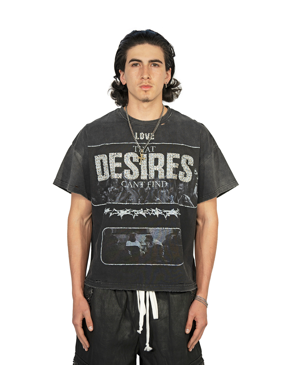 AMOR IN DESIRES TEE BLACK