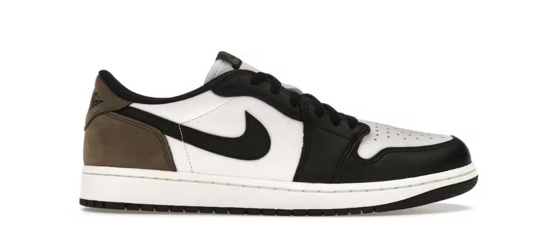 JORDAN1 RETRO LOW OG つま黒 Air Jordan 1 Retro Low OG 'Black & White' Release Date. Nike