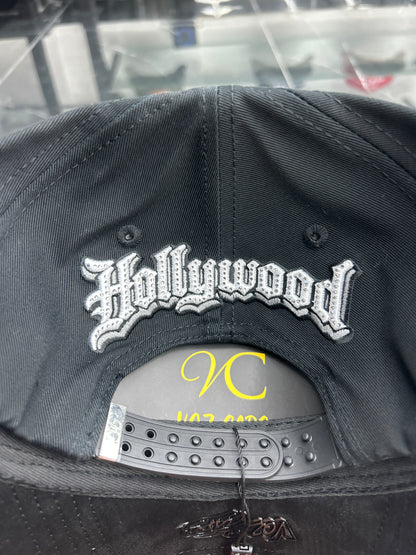 Caps  L-A BLACK