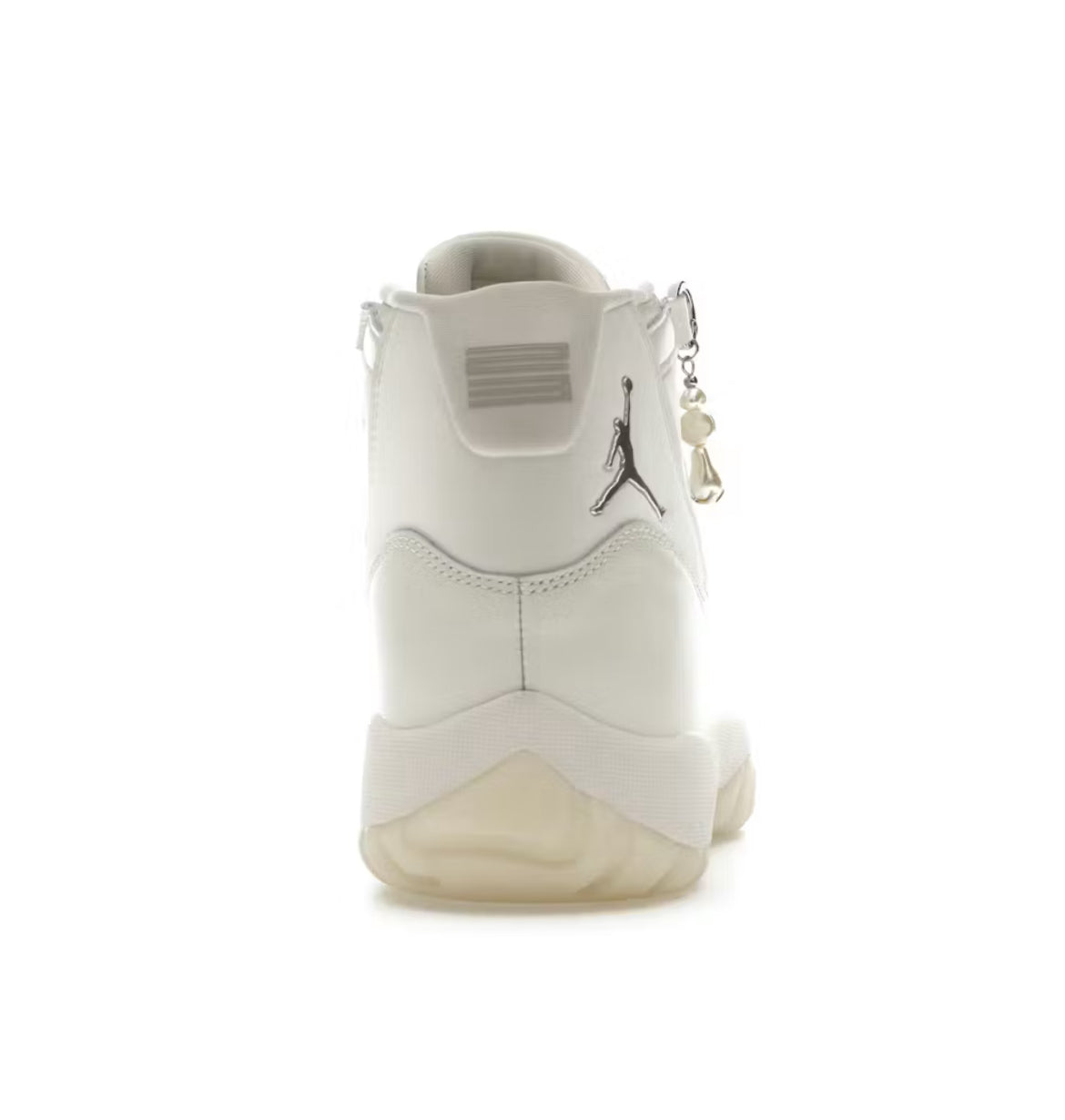 Jordan 11 Retro Pearl