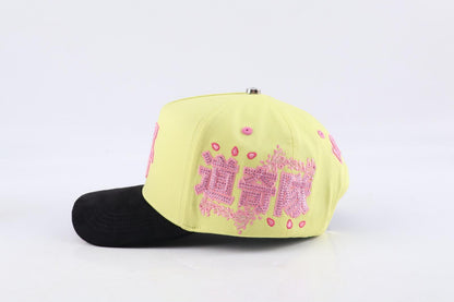 CAPS CHANGAI (YELLOW AND BLACK)