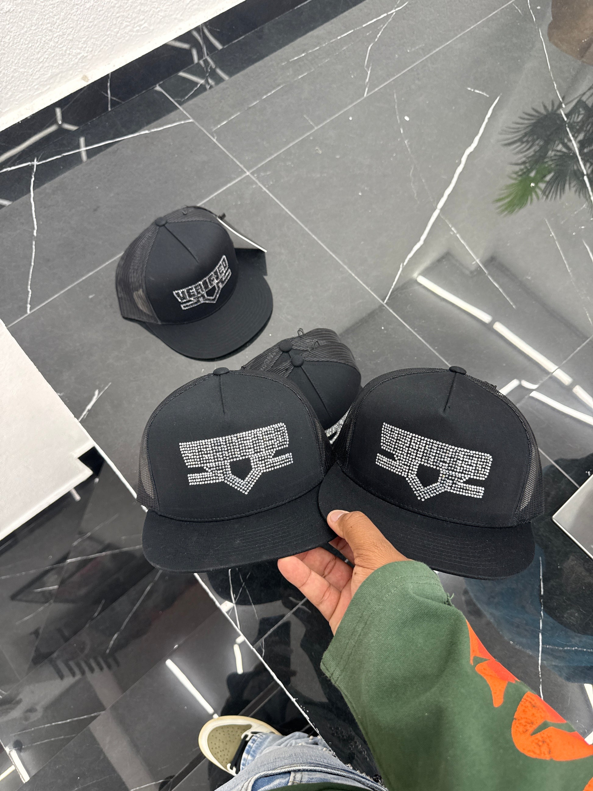 VERIFIED GORRA BLACK