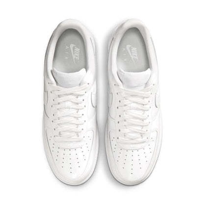 NIKE AIR FORCE 1 '07 PATENT LEATHER. WHIT