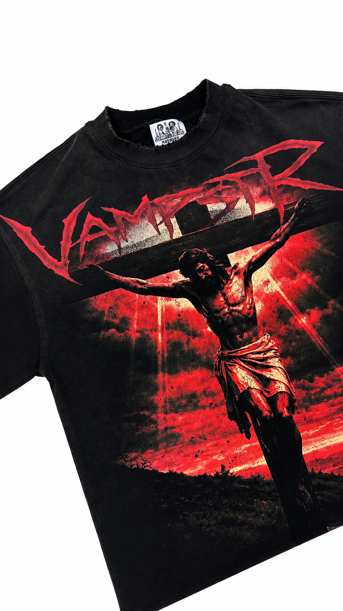 VAMPIRE SAVIOR TEE RED