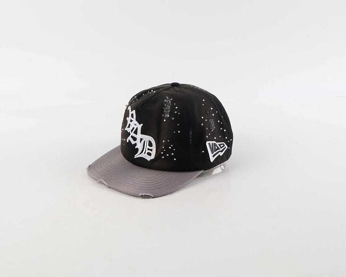 VARE VAD HAT  BLACK GREY