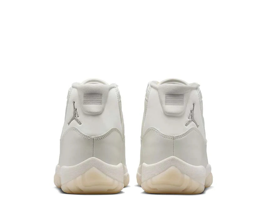 Air JORDAN 11 PEARL RELASE